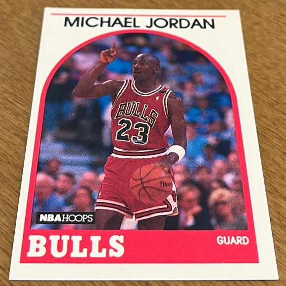 Michael Jordan 1989-1990 first HOOPS Basketball Card #200 - Picture 2 of 4